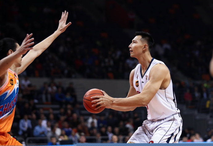 报16连胜终结之仇！凯恩破门追平姆巴佩，拜仁3-2柏林联合三线狂飙（复仇之战！凯恩建功追平姆巴佩，拜仁3-2险胜柏林联合三线高歌猛进）