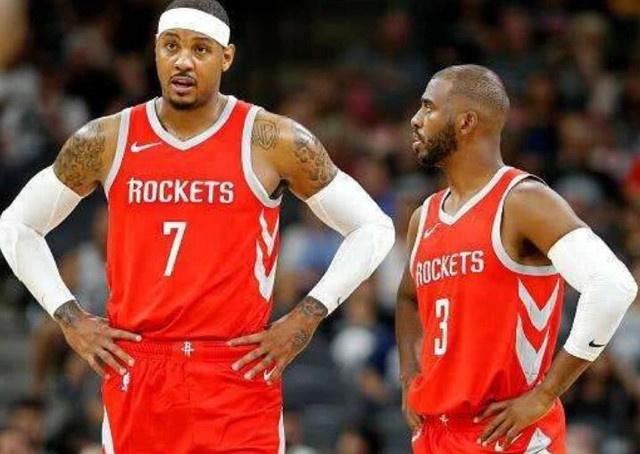 李添荣手伤复发，李永炜甲流，上海队双星缺席引关注（李添荣手伤再发，李永炜染甲流，上海队双星缺阵引关注）