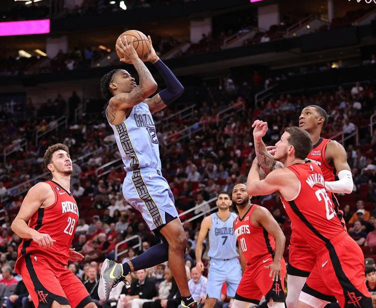 什琴斯尼哥哥：我弟更愿意坐板凳，需要他时再出场帮忙（什琴斯尼兄长：弟弟更乐意先坐替补，关键时刻再出场帮忙）