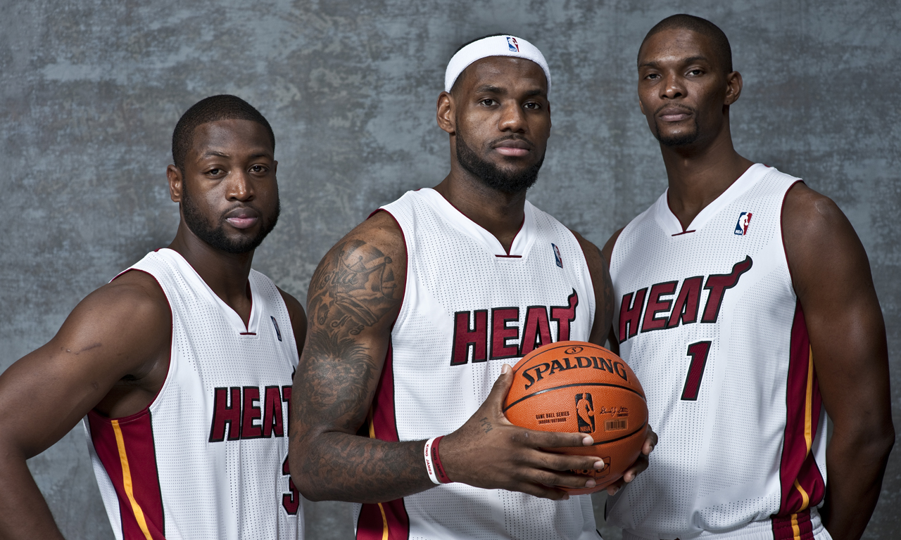 逆足双飞翼齐闪光！国米2500万先生3战逆袭，从水货逆袭球迷宠儿（逆足双翼同耀！国米2500万引援三战爆发，甩掉水货成球迷新宠）