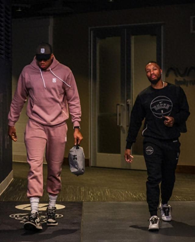 法尔克：拜仁认为超6500万欧签雅克松太贵，在关注弗拉霍维奇（法尔克：拜仁认为为雅克松出价超6500万欧不划算，正关注弗拉霍维奇）