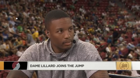 篮网挑战成功，恩比德成关键人物（篮网挑战得手，恩比德扮演关键角色）