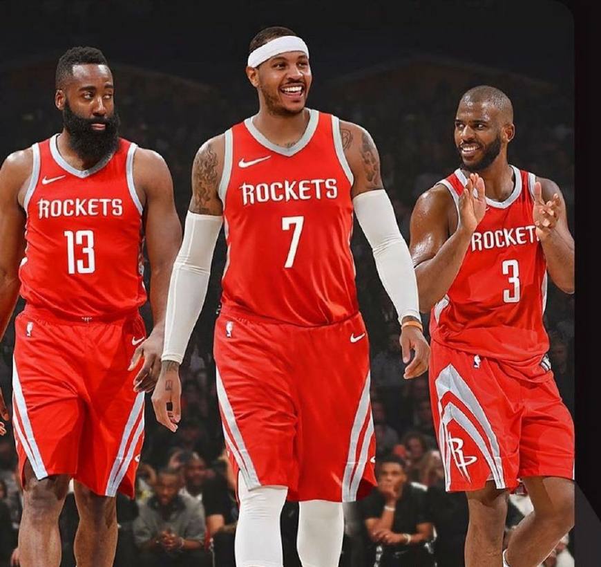 粤港澳逾300名青少年空手道选手同台竞技（粤港澳三地300多名青少年空手道选手同场角逐）