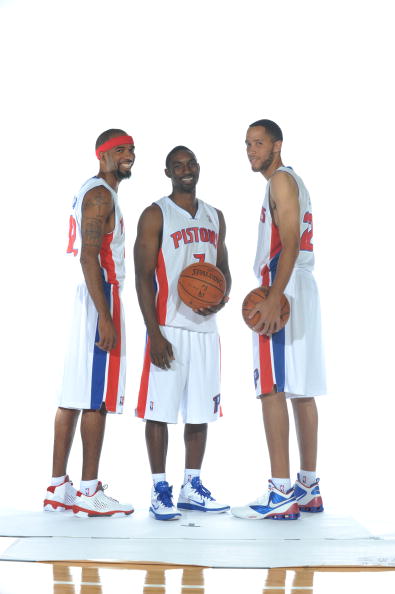 WBG官方：前S11冠军打野JieJie加盟战队（WBG官宣：S11冠军打野JieJie正式加盟）